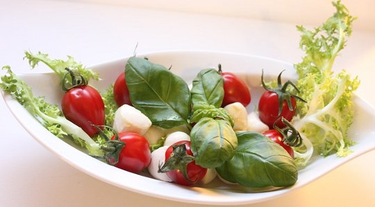 How to Eat a More Balanced and Nutritious Diet How to Eat a More Balanced and Nutritious Diet