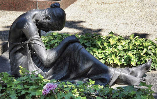 What Can You Expect During A Loved One's Final Hours? What Can You Expect During A Loved One's Final Hours?