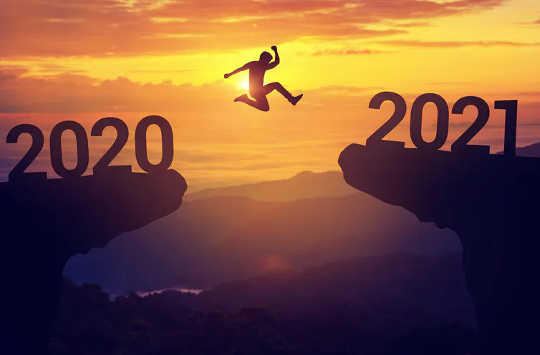 9 Tips To Give Yourself The Best Shot At Sticking To New Year's Resolutions 9 Tips To Give Yourself The Best Shot At Sticking To New Year's Resolutions