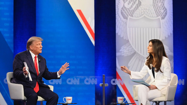 The Rise of Bothsidesism: Distorting Reality in Mainstream Journalism fake news2 6 9