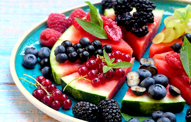 Immune-Boosting Breakfast Ideas and Foods to Add to Your Daily Diet plate of fresh fruit