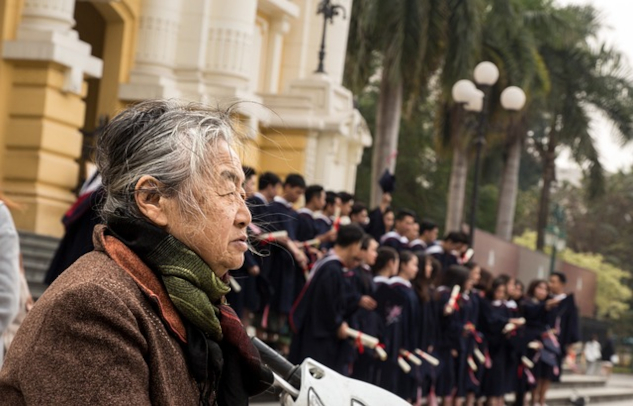 A grey-haired woman sitting outside in deep thought.&nbsp;Image by dung thuy from Pixabay.&nbsp;